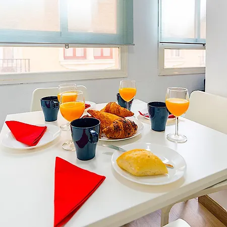 Sohocenter 2 Young People Only Apartment